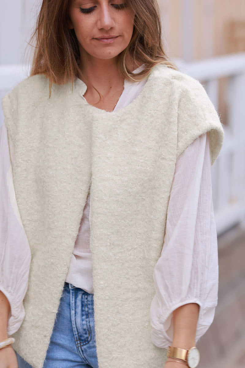 Off white Texture Knit Vest